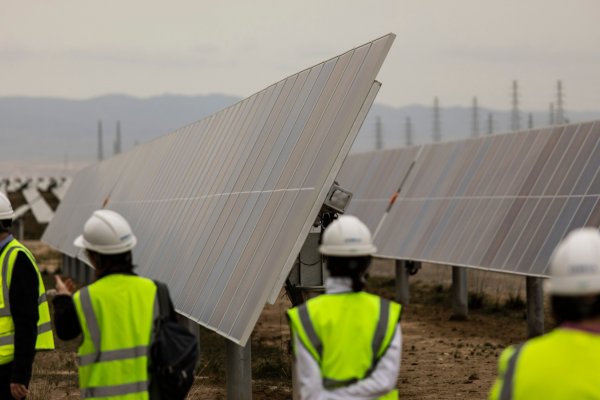 Los gigantes de la energía limpia de China están dispuestos a ayudar a la UE a abandonar el combustible ruso