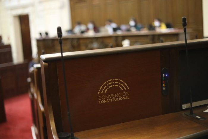 Golpe para la Comisión de Medio Ambiente: Pleno de la Convención rechaza en general informe y volverá a la instancia