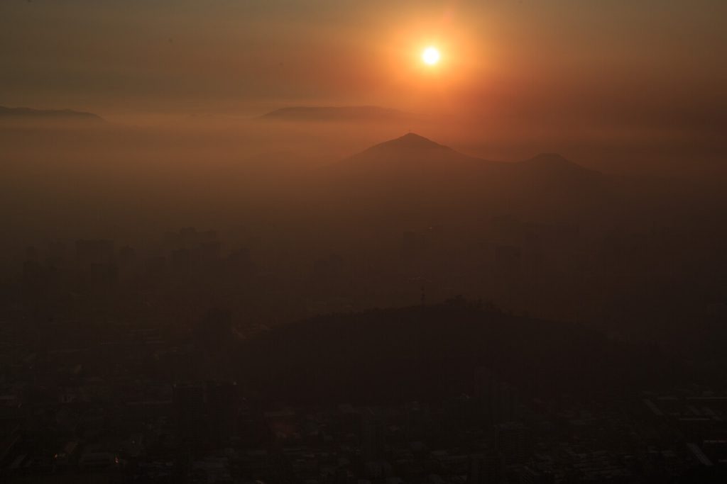 Alerta Ambiental en Santiago: ¿Cuáles son las restricciones debido a la contaminación?