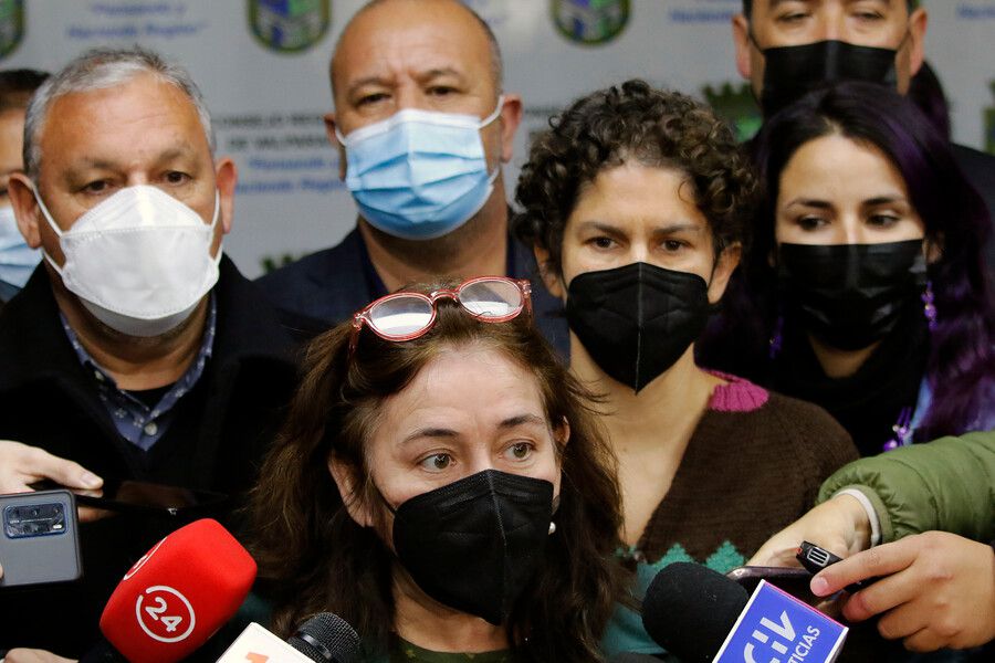Gobierno decretará alerta sanitaria para Quintero y Puchuncaví: advierten paralización parcial o completa de industrias ante malas condiciones de ventilación