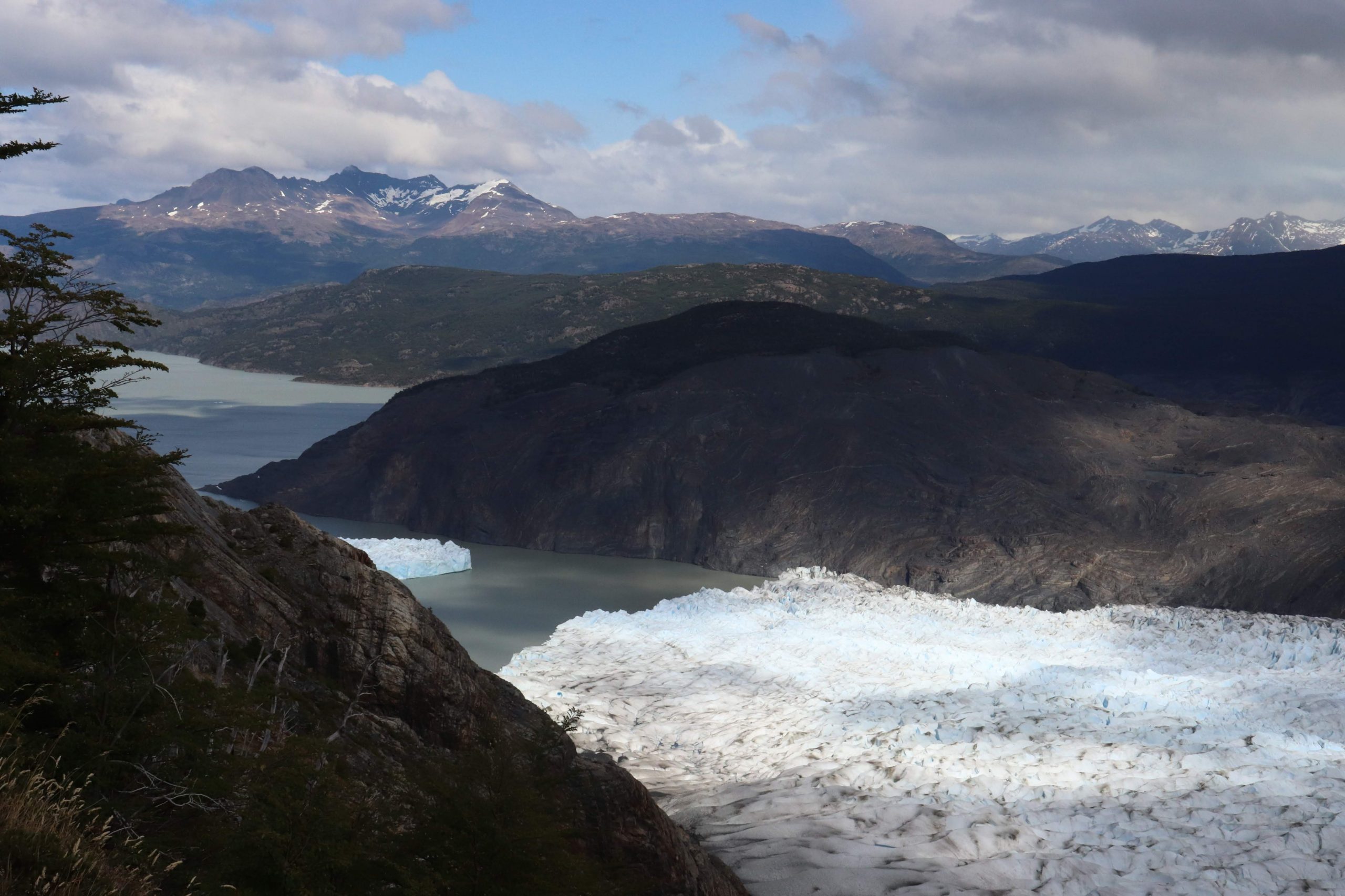Irreversible: todos los glaciares están en proceso de desaparición y el Grey, en Torres del Paine, tiene el peor pronóstico