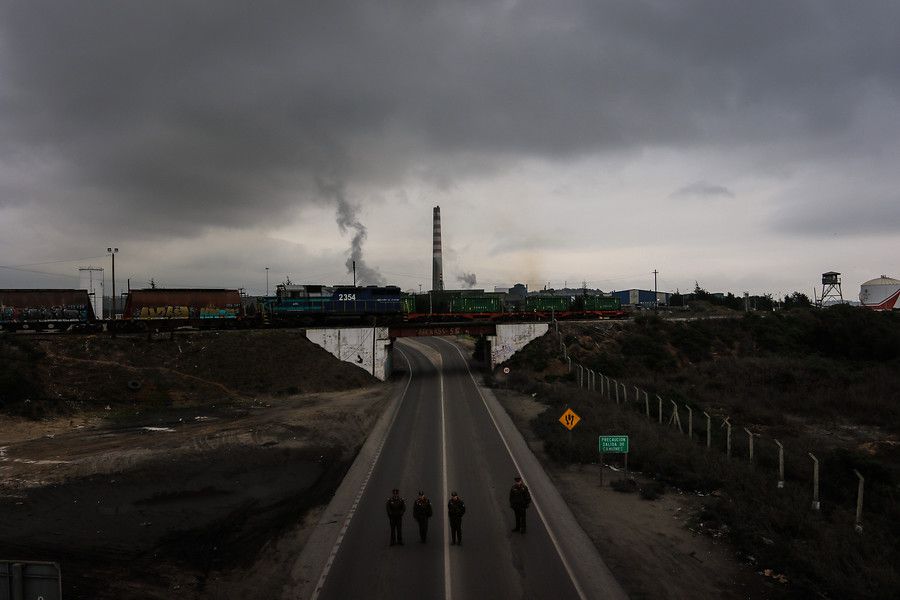 Superintendencia del Medio Ambiente ordena medidas provisionales de carácter inmediato para que empresas de Quintero y Puchuncaví reduzcan emisiones contaminantes