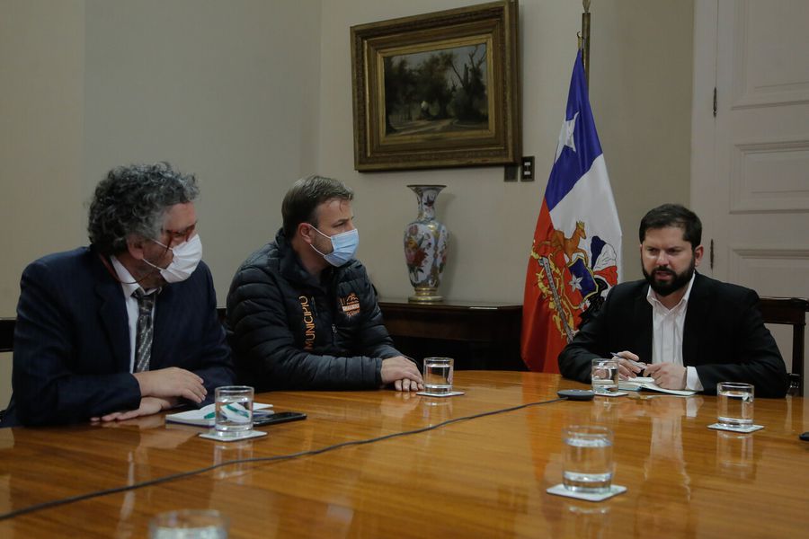 Alcaldes se reúnen con el Presidente Boric y dicen que “proceso constituyente debe continuar”