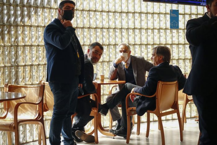 “No hay espacio para hojas en blanco” y rechazo a reformar la Constitución del 80: los principales acuerdos de Chile Vamos
