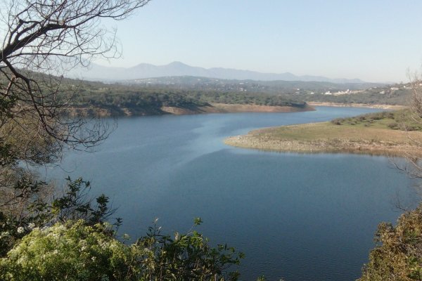 Embalse Los Aromos alcanza meta de recarga y DGA instruye nuevas medidas de redistribución del Aconcagua