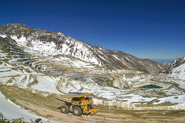 Tribunal Ambiental anuló resolución de la SMA que archivó denuncia contra Anglo American Sur por elusión al SEIA