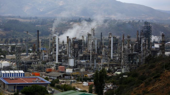 El negro destino de Hualpén: intoxicaciones por contaminación de ENAP la transforman en la nueva Puchuncaví