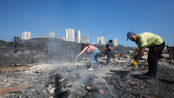 Uso de suelo tras incendios y acusaciones contra inmobiliarias: El debate que se ha dado en otros países