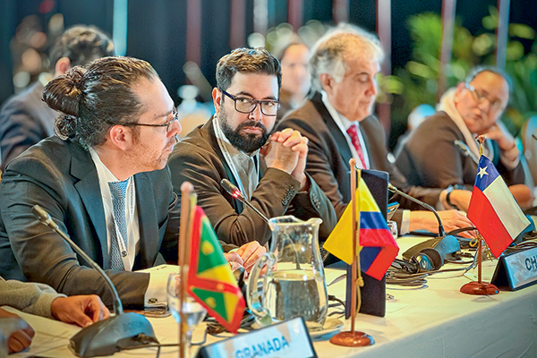 Chile debuta como Estado Parte en segunda cumbre del Acuerdo de Escazú en Buenos Aires