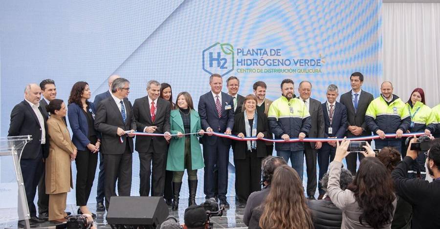 Vecinos denuncian que planta de hidrógeno verde de Walmart en Quilicura no utiliza energía exclusiva desde fuentes renovables