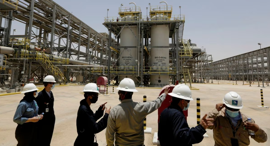Los planes de la gigante saudí Aramco en Sudamérica: no solo se trata de petróleo