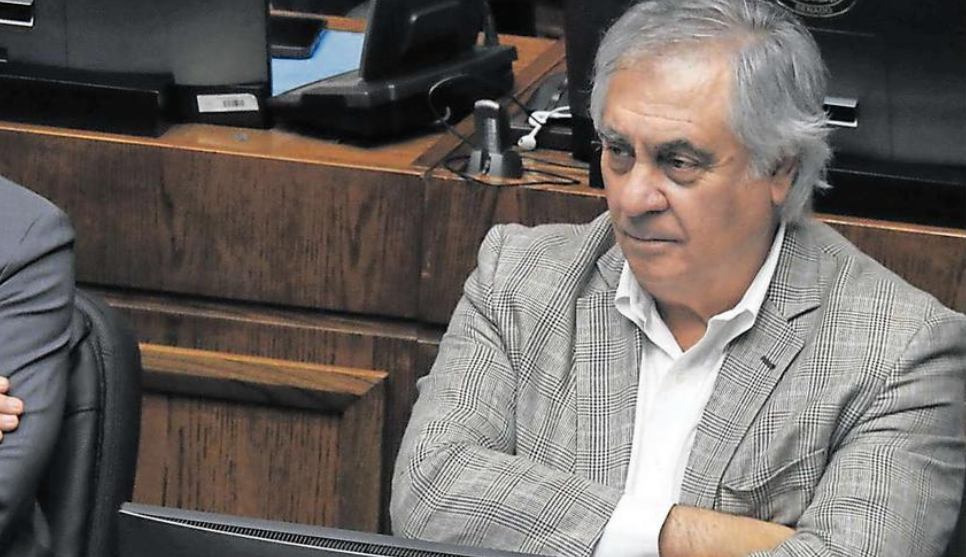 Concejo Municipal de Tierra Amarilla revocó título de Hijo Ilustre al senador Prohens