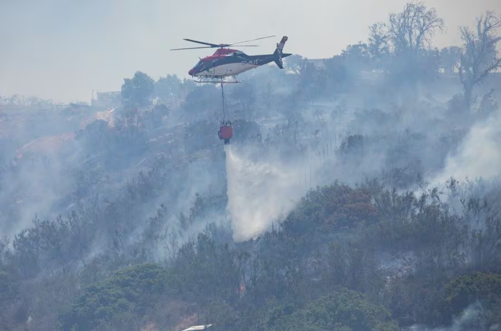 Balance: Senapred reporta 8 incendios forestales en combate, 2 controlados en el territorio nacional y casi 3.500 hectáreas quemadas a nivel nacional