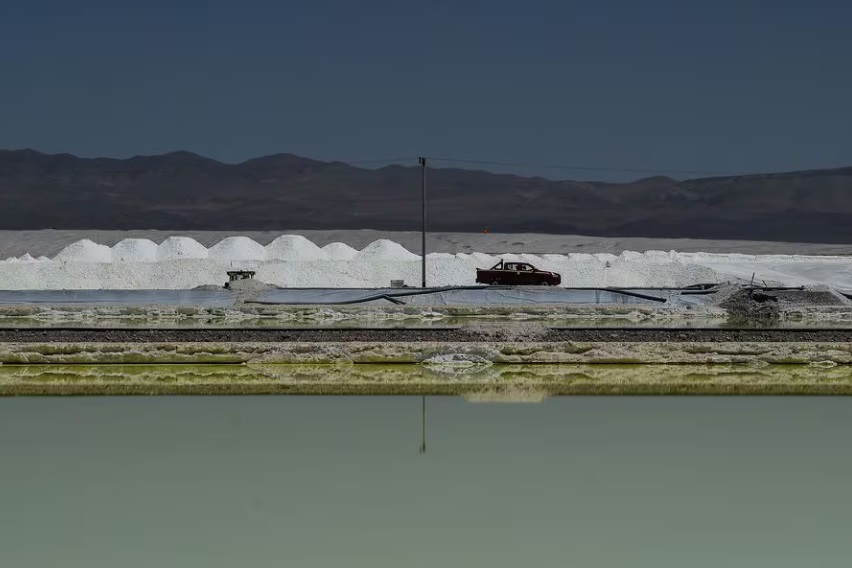 Cuatro comunidades indígenas del Salar de Atacama suspenden diálogo con SQM y Codelco por litio