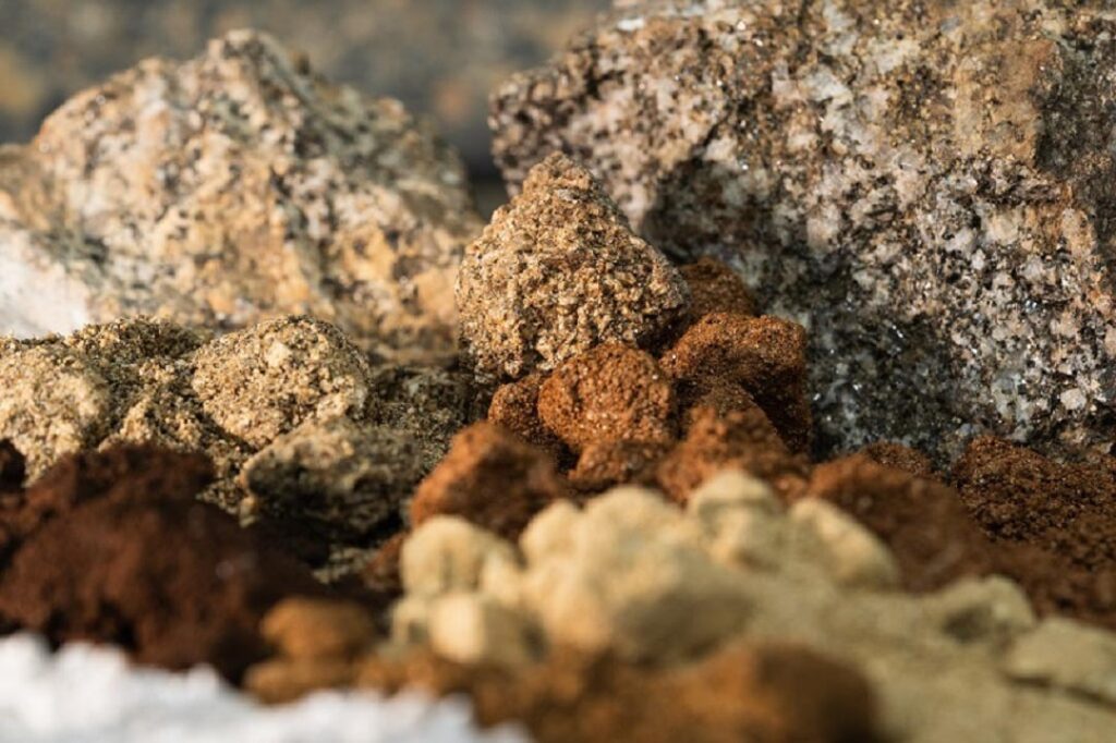 Tierras raras en Chile: ¿Neo-extractivismo o enverdecimiento productivo?