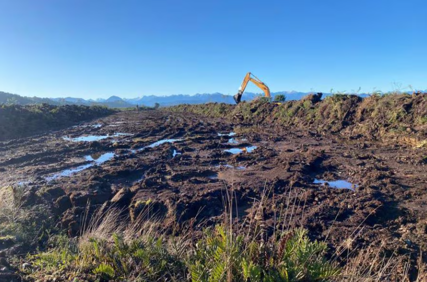 SMA pide autorizar paralización de obras de Inmobiliaria Rossan Limitada en humedal Valle Volcanes