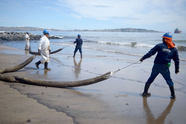 “Mimosa”: a 10 años del derrame pescadores esperan indemnización