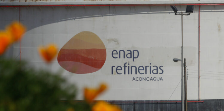 Vecinos de Quintero y Puchuncaví vuelven a la carga: presentan recurso y piden suspender faena de ENAP