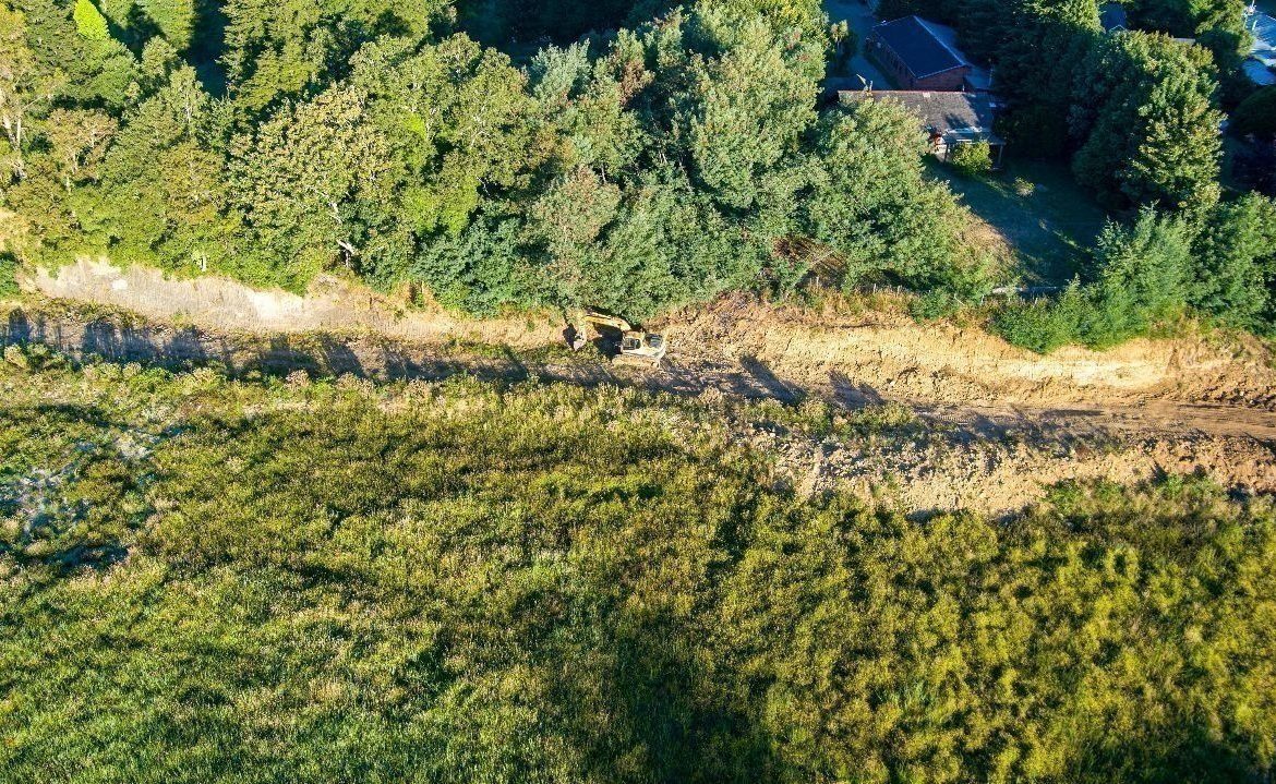 Denuncian obras de relleno en terrenos del Santuario de la Naturaleza Humedales de Angachilla