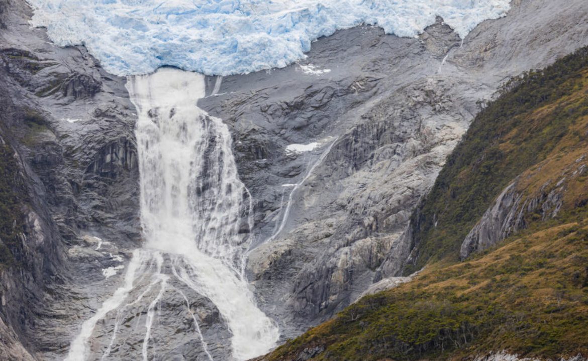 Estudio internacional alerta sobre derretimiento de glaciares de la Cordillera Darwin