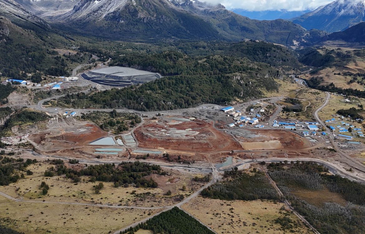 Abogado del INDH asegura que el Estado vulnera derechos humanos de vecinos de Alto Mañihuales