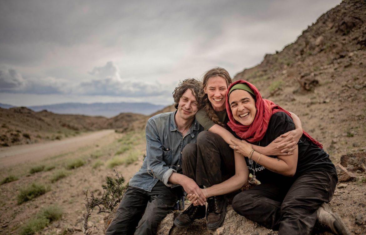 Micóloga chilena Giuliana Furci, junto a Merlin Sheldrake y Toby Kiers ganan premio Climate Breakthrough 2025, gran fondo de filantropía climática, para integrar a los hongos en la agenda mundial