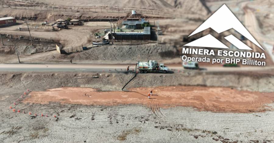 Pescadores artesanales se querellan contra Minera Escondida por derrame tóxico en Antofagasta