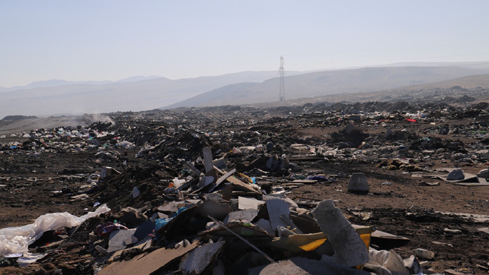Tribunal Ambiental condena al Estado ante daño ambiental provocado por vertederos irregulares en Alto Hospicio