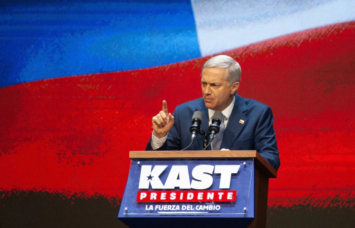 Acelerar proyectos en Comité de Ministros y modificar permisos: Las medidas ambientales de Kast para sus primeros 90 días