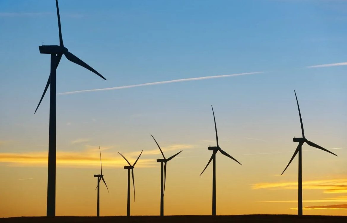 La paradoja de la transición energética: América Latina enfrenta el riesgo del «extractivismo verde» ante la falta de regulaciones