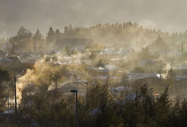Calidad del aire: comienza gestión de episodios críticos desde el Maule hasta Aysén