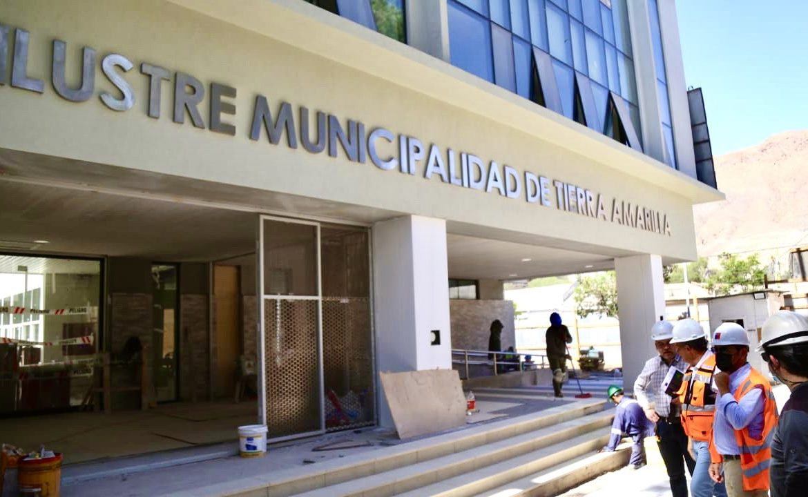 Municipalidad de Tierra Amarilla denuncia destrucción de hábitat endémico y exige paralización de obras de entubamiento del río